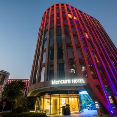 Mercure Shanghai Hongqiao Railway Station Exterior photo