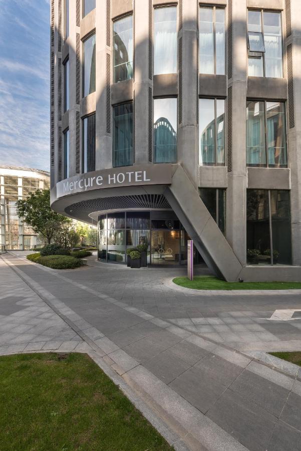 Mercure Shanghai Hongqiao Railway Station Exterior photo