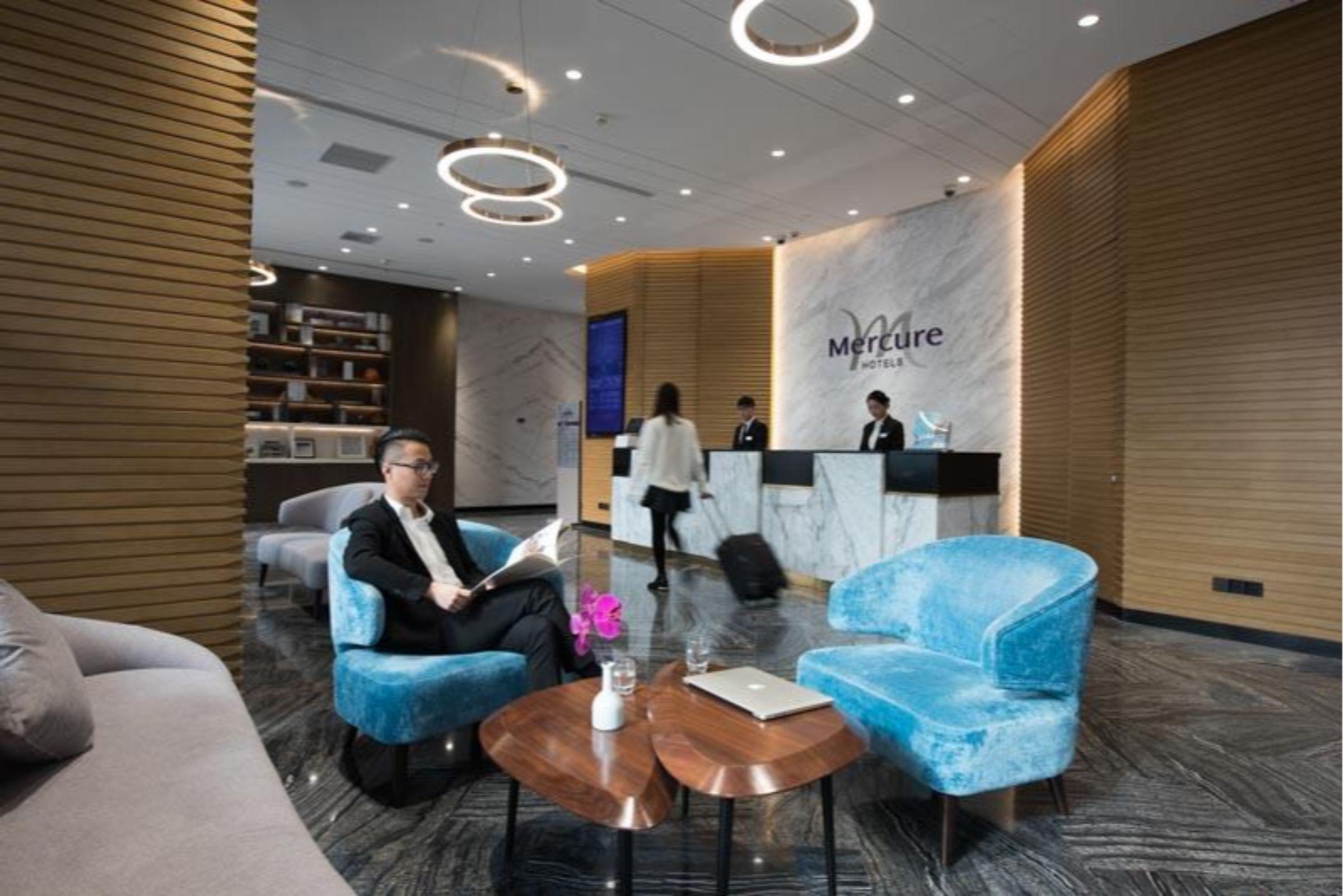 Mercure Shanghai Hongqiao Railway Station Exterior photo