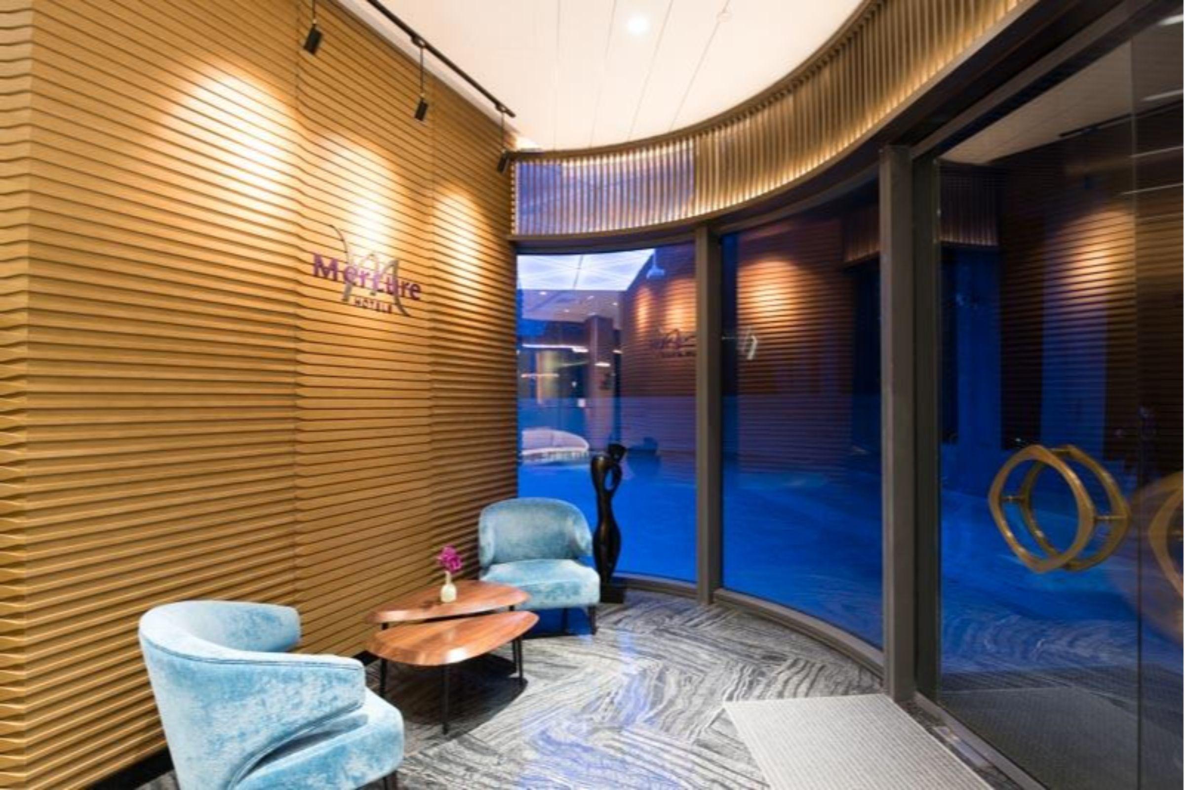 Mercure Shanghai Hongqiao Railway Station Exterior photo